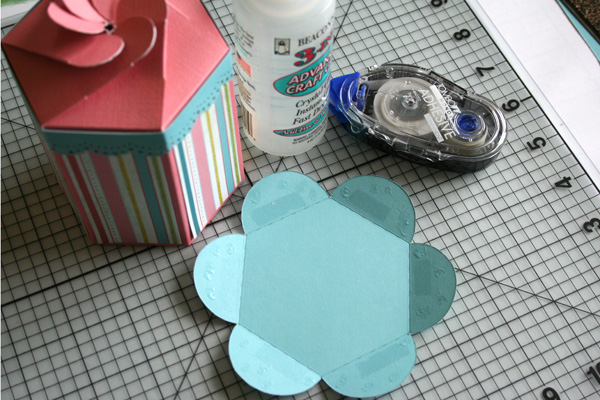 glue bottom