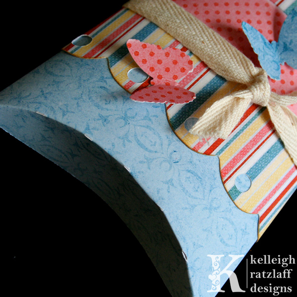 KR-THPillowBox3_web